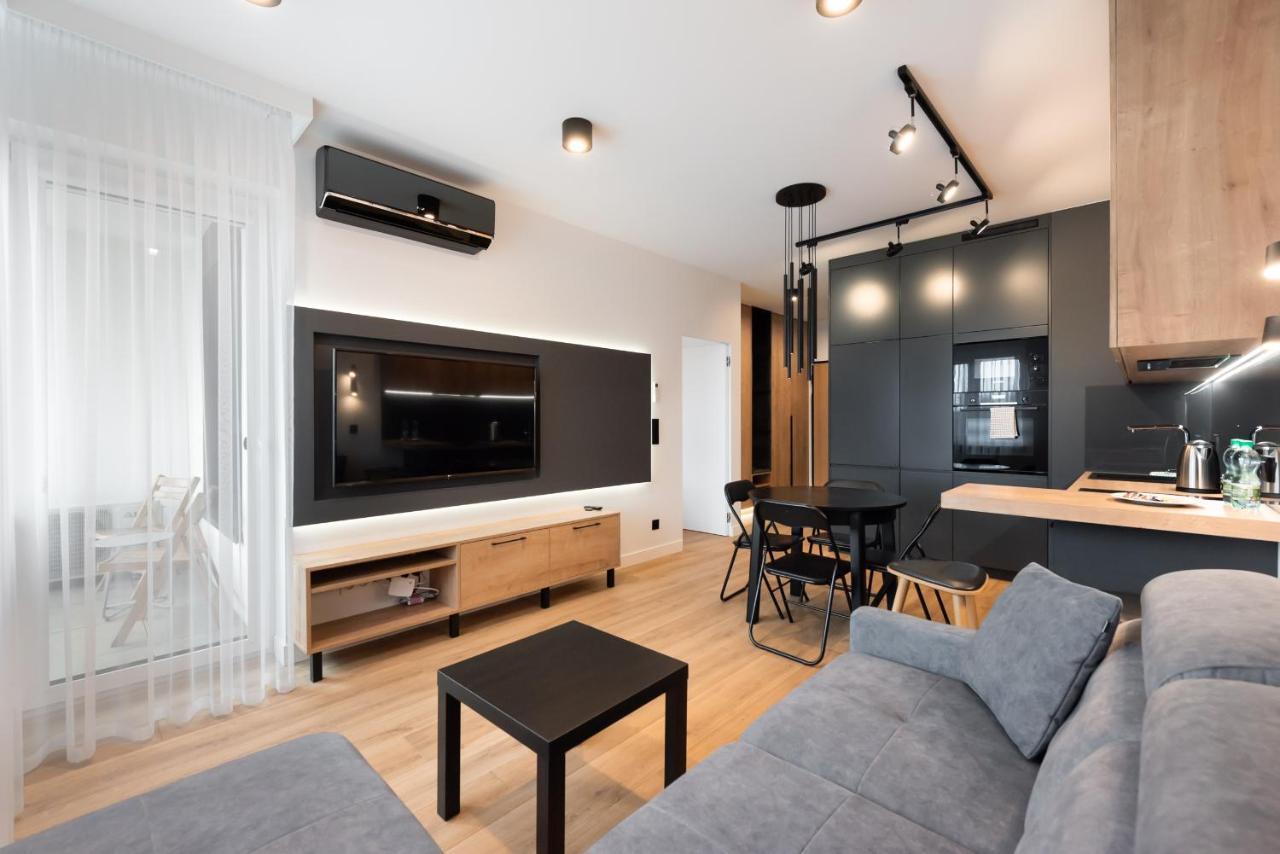 Zoliborz Obsidian Apartment Warsaw Exterior photo